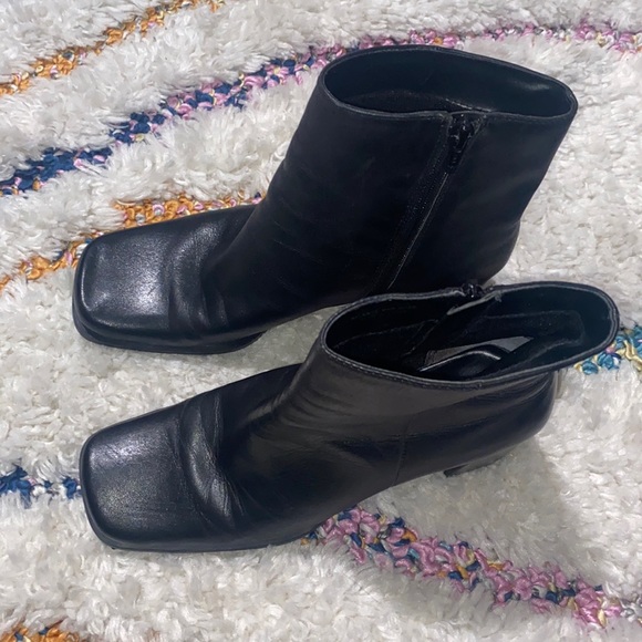 Genuine Leather Square toe Shoe boot - Picture 2 of 4